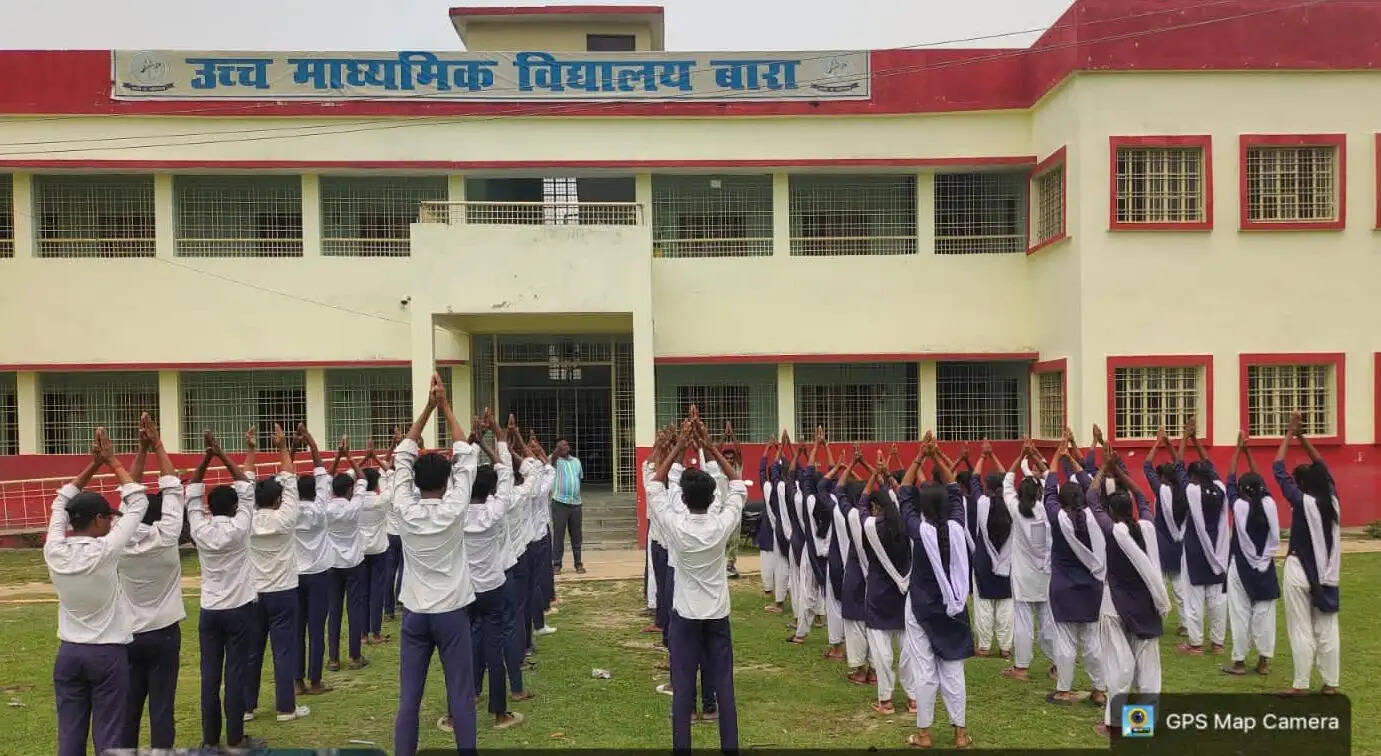 योग दिवस की तैयारी में जिला प्रशासन, पंचायत स्तरीय खेल मैदानों में लग रहा योग शिविर