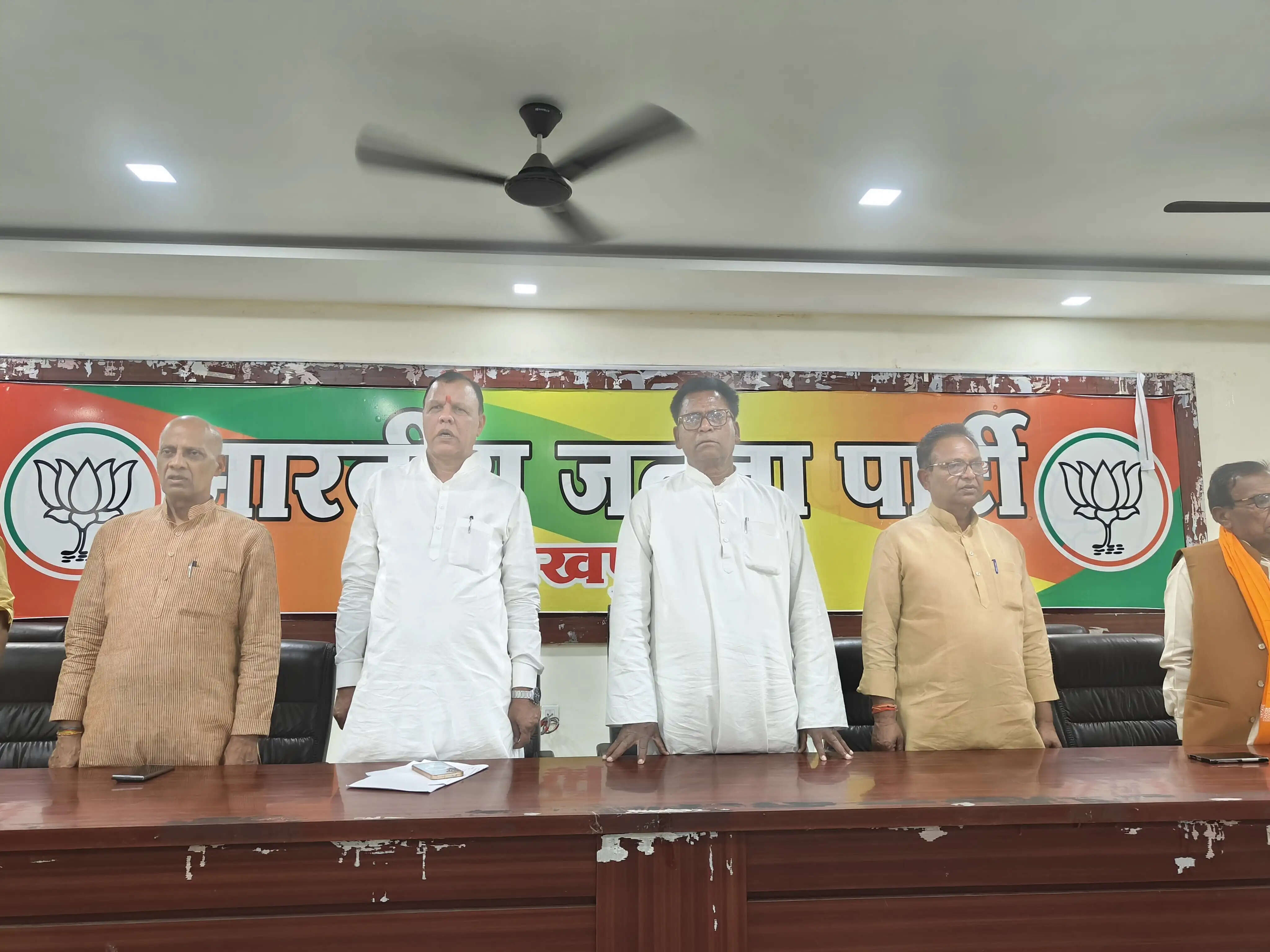 स्थापना दिवस धूम धाम से मनाएगी भाजपा, सरकार की उपलब्धियों पर हाेगी चर्चा : जनार्दन तिवारी