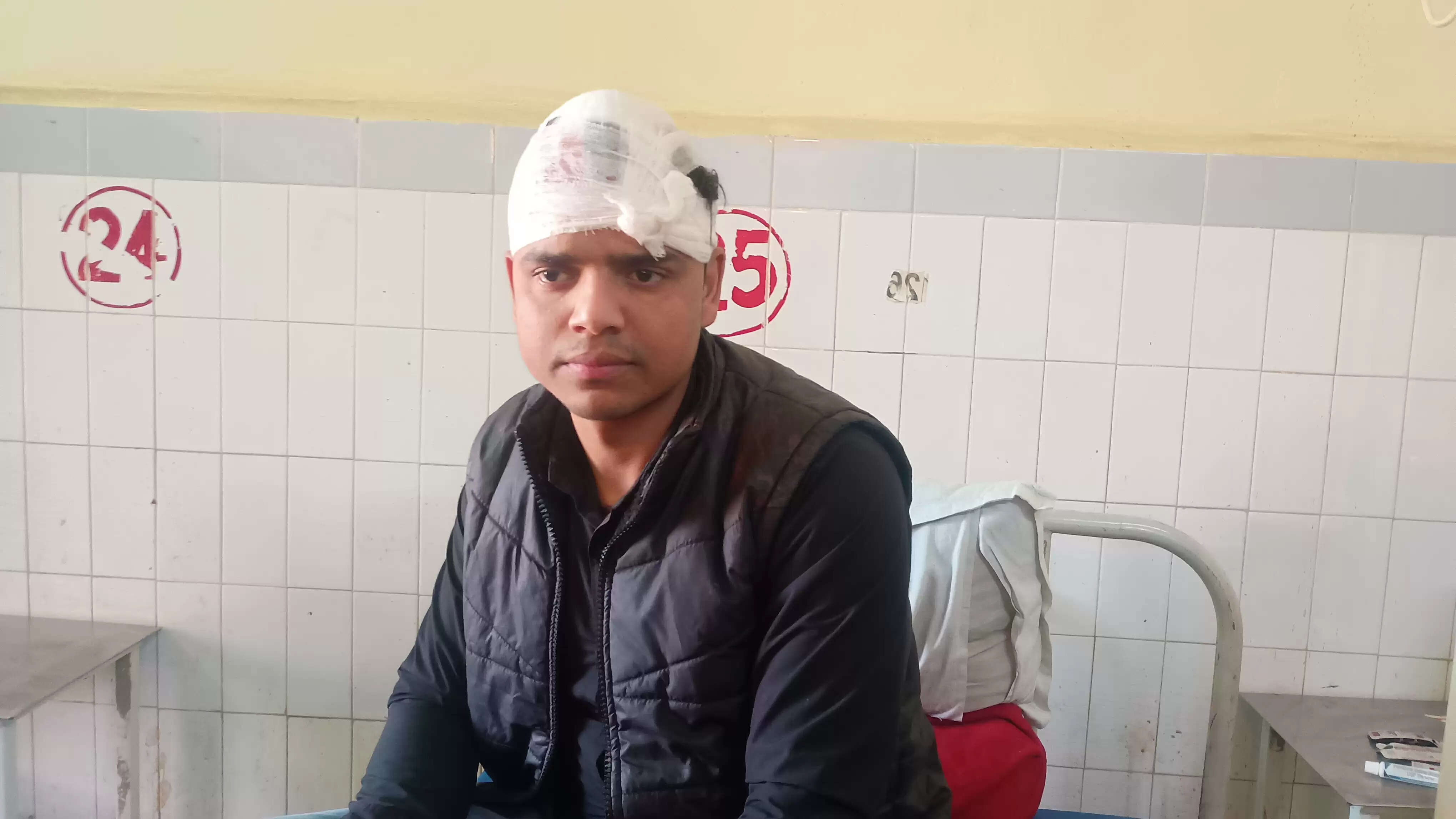 चाइनीज मांझा न देने पर दबंगों का कहर, पतंग दुकानदार समेत चार को पीटा