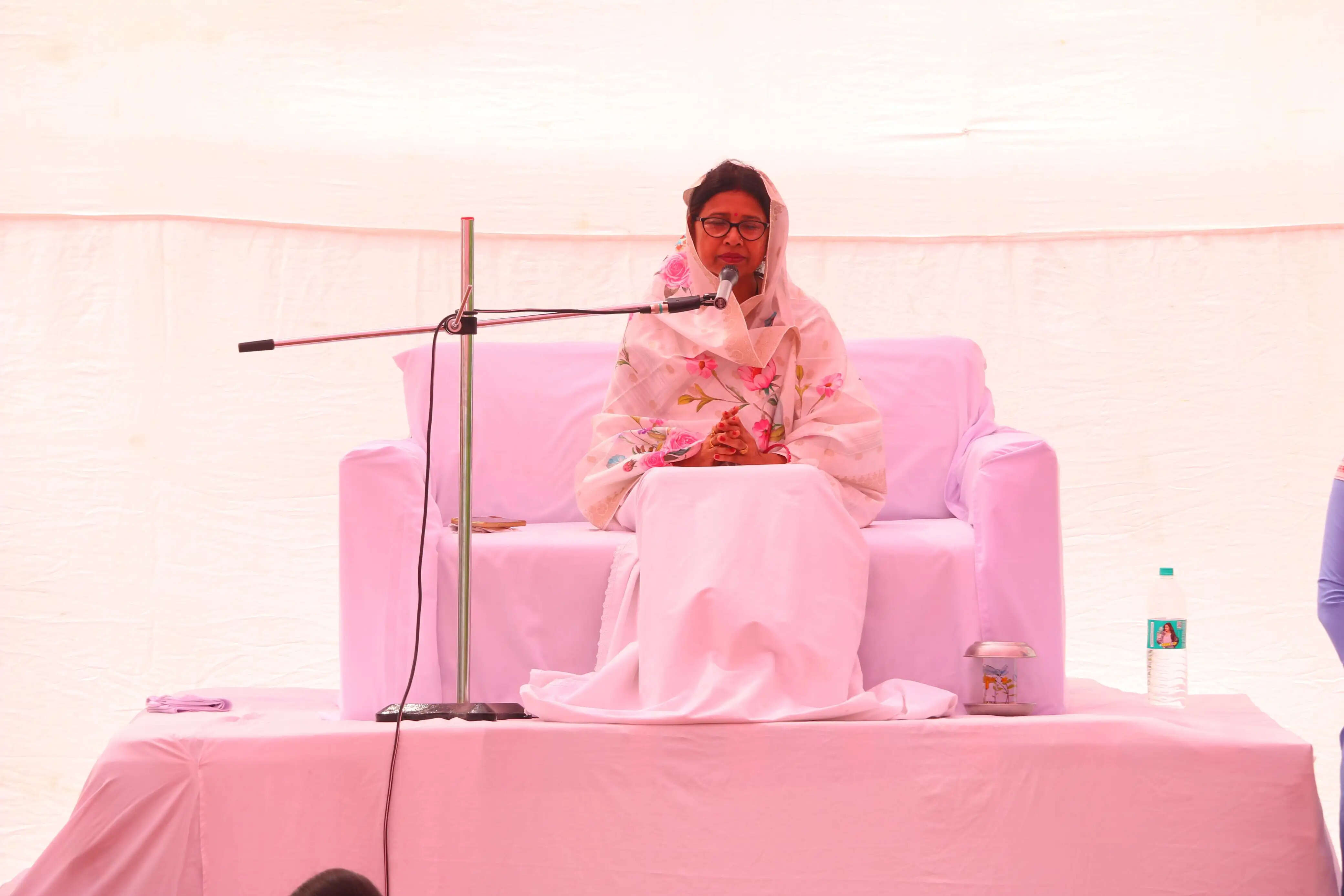 आत्मज्ञान, मानवता और वैज्ञानिक दृष्टि का समन्वय