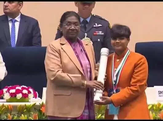 सिरसा की छात्रा ज्योति काे वीर बाल दिवस पर राष्ट्रपति ने किया सम्मानित