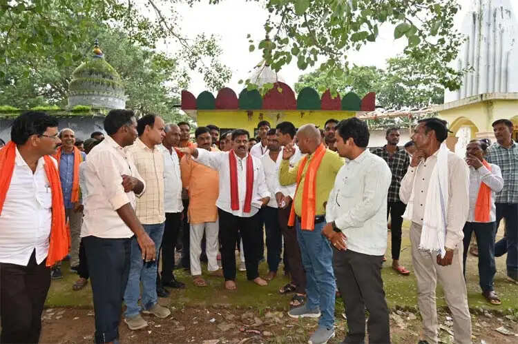उप मुख्यमंत्री ने बूढ़ा महादेव से खुड़िया तक सावन कांवड़ यात्रा की तैयारियों का किया निरीक्षण
