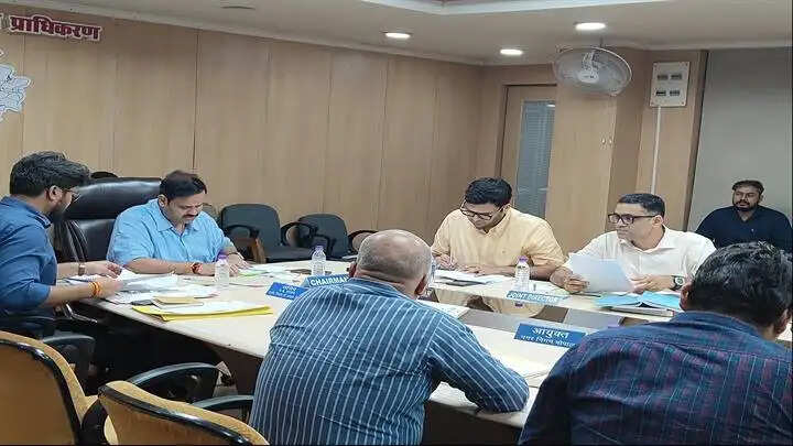 मध्यमवर्गीय परिवारों के लिए छोटे भूखंड विकसित करेगा बीडीए: संभागायुक्त शर्मा