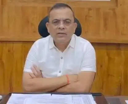 गुरु पूर्णिमा पर बनारी में होगा 500 पौधों का वृहद वृक्षारोपण अभियान, कलेक्टर महोबे होंगे शामिल