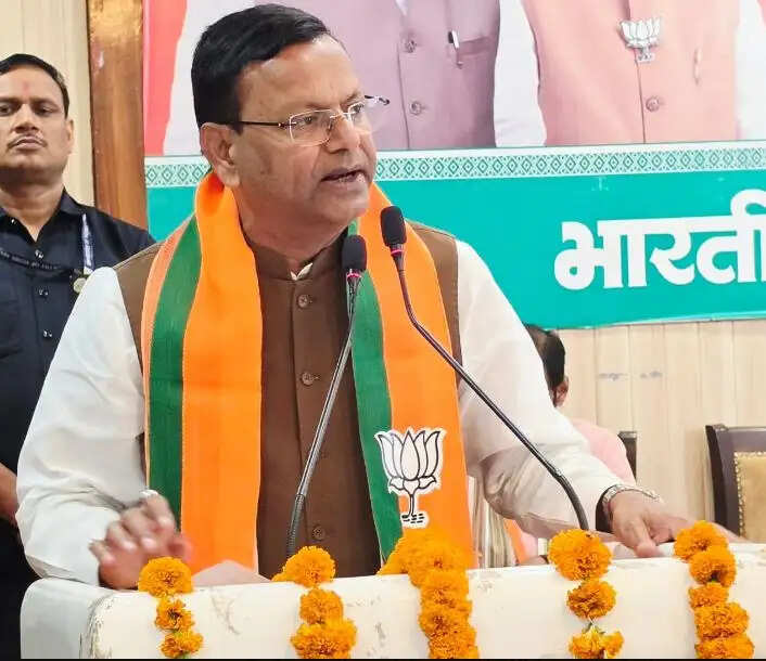 विपक्ष लगातार झूठ, भ्रम और दुष्प्रचार कर रहा: पंकज चौधरी