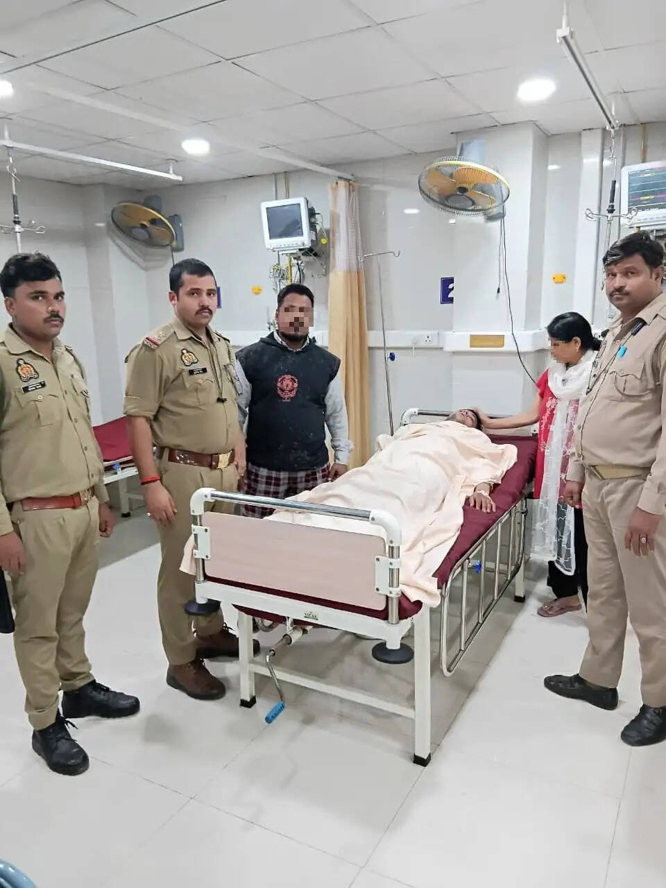 मेटा अलर्ट पर कानपुर पुलिस की त्वरित कार्रवाई, आत्महत्या का प्रयास कर रहे युवक को अस्पताल पहुंचाया