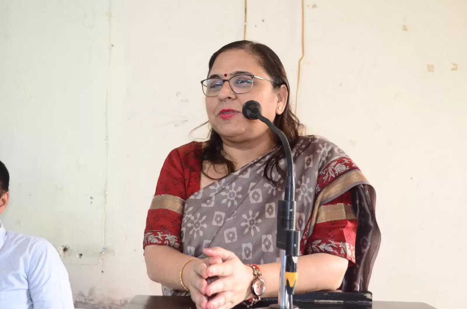 कैंपस लाइफ को पूरी तन्मयता के साथ जिएं छात्र - छात्राएं: प्रो पूनम टंडन