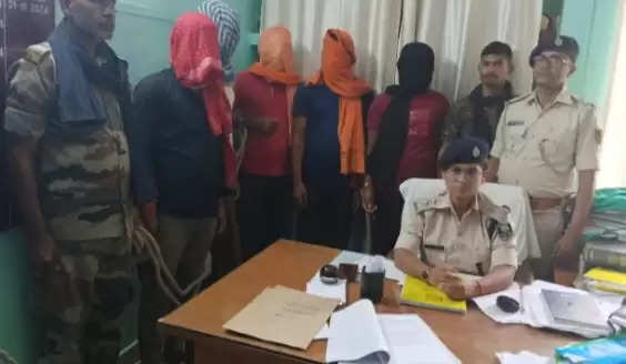 नवादा में पुलिस ने 6 बालू माफियाओं को किया गिरफ्तार