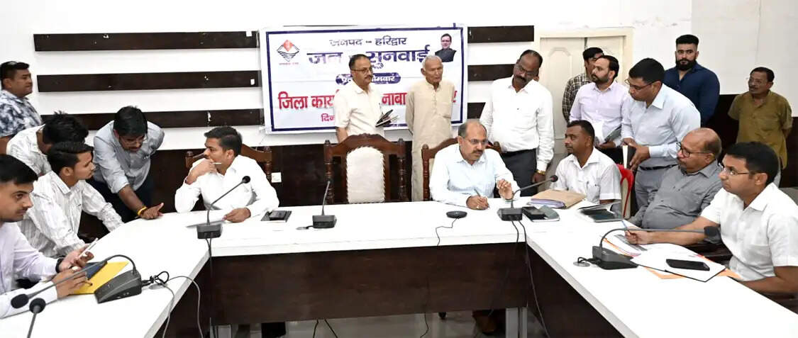 जनसुनवाई में 85 शिकायतें दर्ज, 43 का निस्तारण