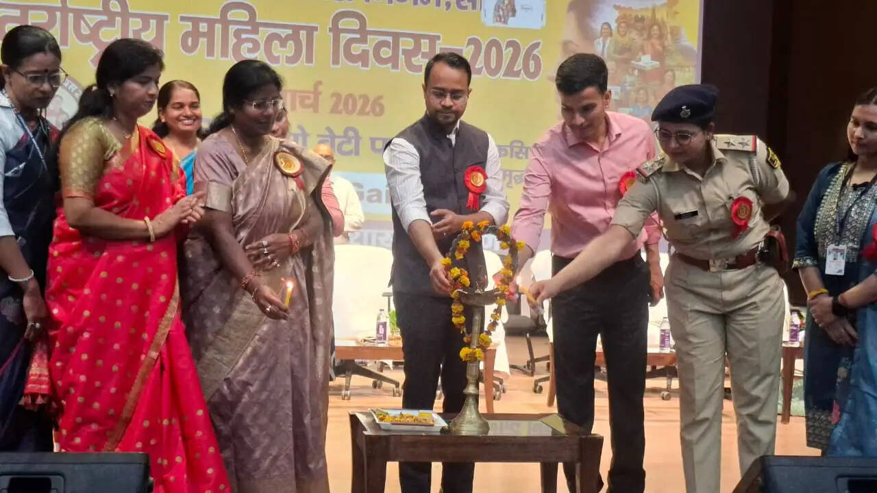 अंतर्राष्ट्रीय महिला दिवस पर नारी शक्ति सम्मानित