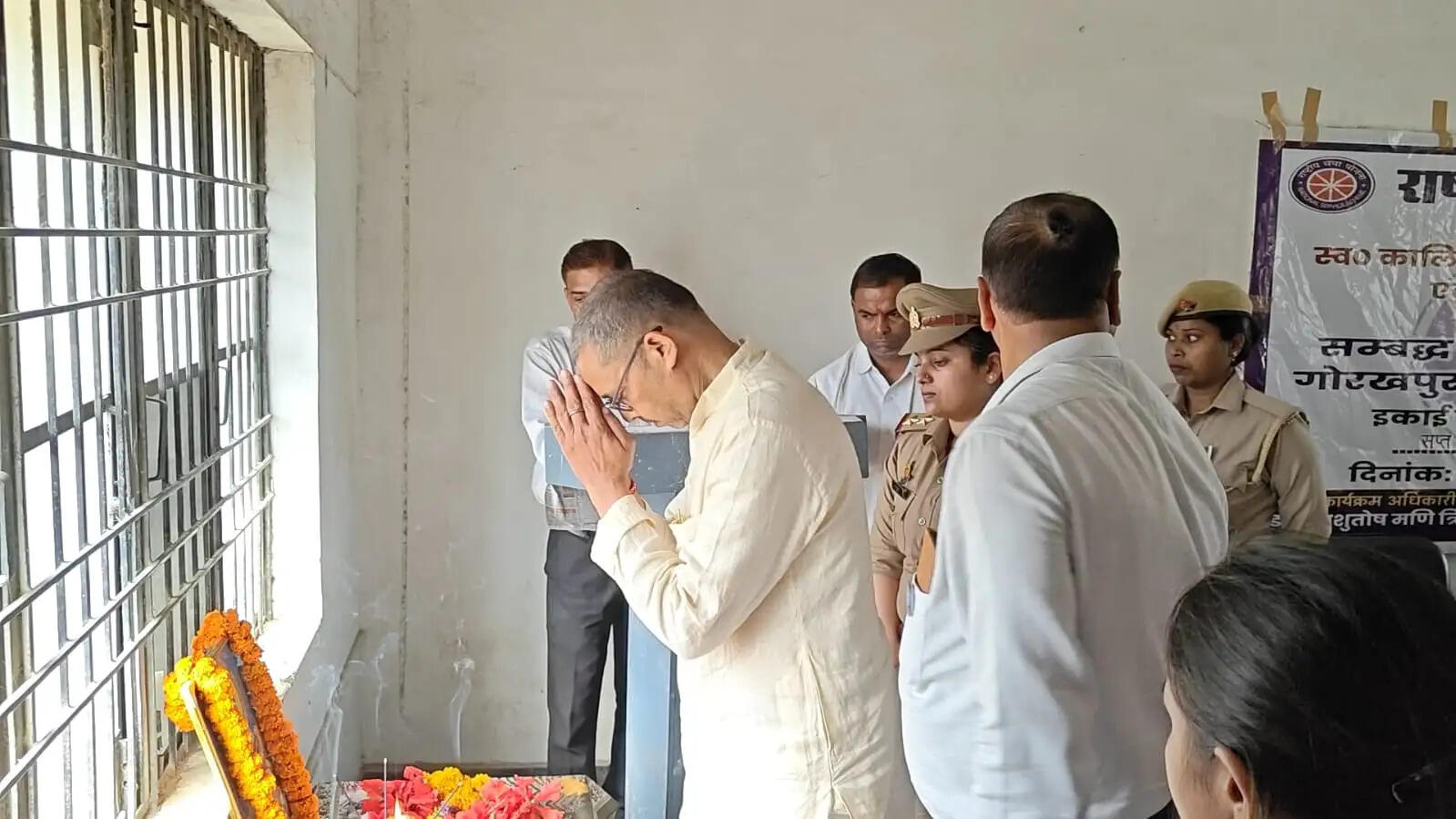 स्वावलंबी आबादी शक्तिशाली राष्ट्र का आधार