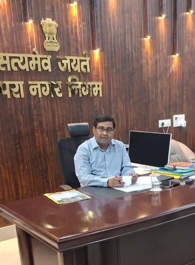 सफाई के बाद सड़क पर कचरा फेंकने वाले दुकानदारों पर लगेगा जुर्माना