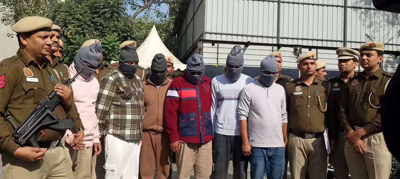 अंतरराष्ट्रीय ‘डिजिटल अरेस्ट’ ठगी गिरोह का पर्दाफाश, मास्टरमाइंड समेत 10 गिरफ्तार