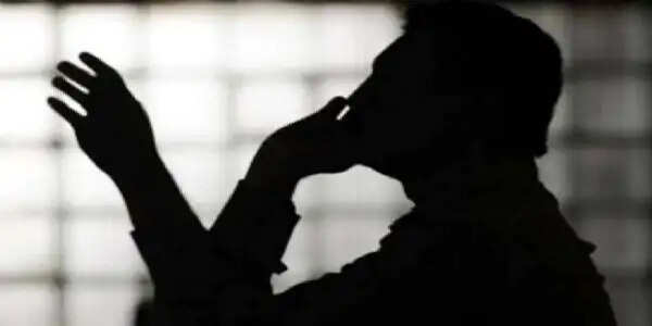गैंगस्टर प्रिंस खान के नाम पर होटल कारोबारी से 50 लाख की मांगी रंगदारी