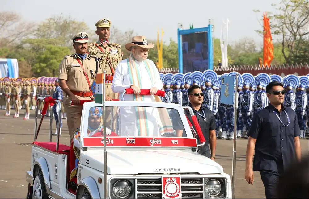 (अपडेट) देश से 2026 तक हमेशा के लिए समाप्‍त हो जाएगा नक्‍सलवाद : शाह