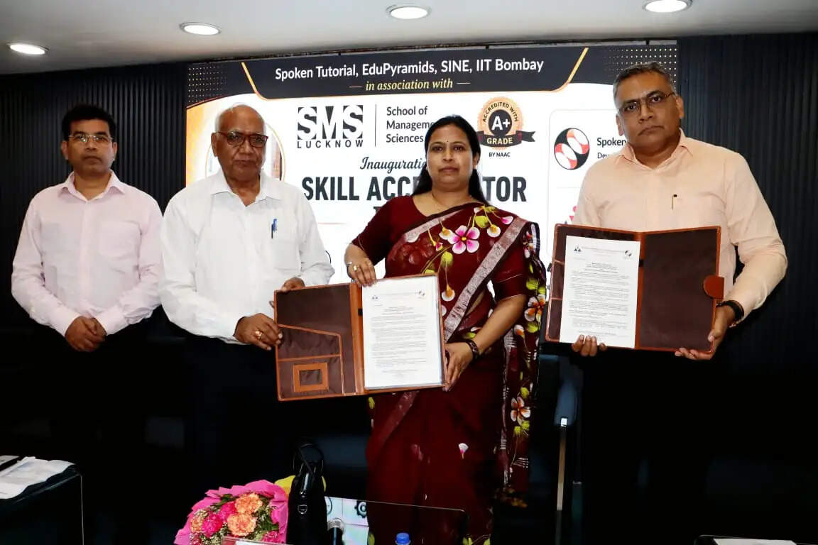 आईआईटी बॉम्बे के सहयोग से शुरू की गई पहल तकनीकी शिक्षा को नई ऊंचाइयों तक पहुंचाएगी : डॉ. आशीष भटनागर