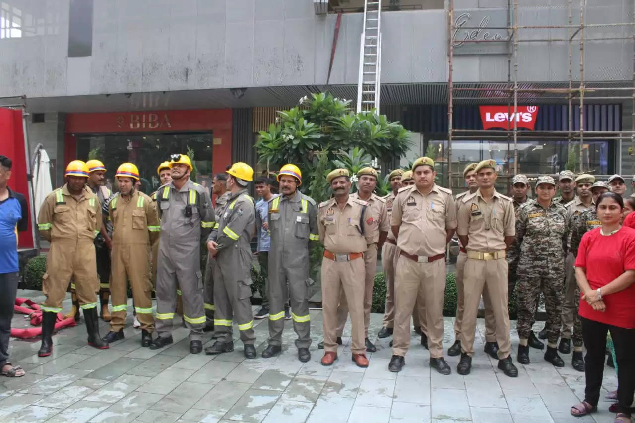 मेरठ में तीन स्थानों पर भूकंप एवं अग्नि सुरक्षा से निपटने के लिए हुई मॉकड्रिक