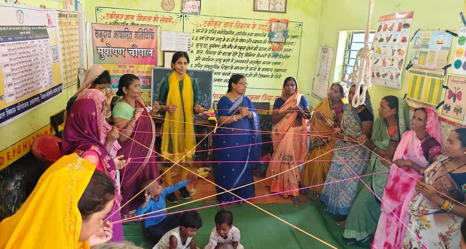 आंगनबाड़ी केंद्र में आयोजित हुई सुपोषण चौपाल, बच्चों के विकास में पिता की भूमिका पर दिया गया जोर