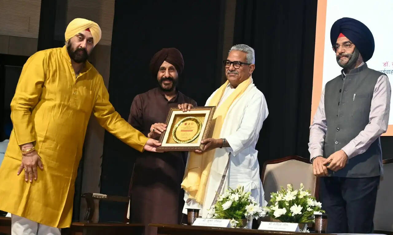 गुरु तेग बहादुर के बलिदान ने औरंगजेब के मंसूबे विफल किए : डॉ. कृष्ण गोपाल