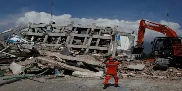 इंडोनेशिया में खदान धंसने से मृतकों की संख्या 17 हुई, राहत कार्य जारी