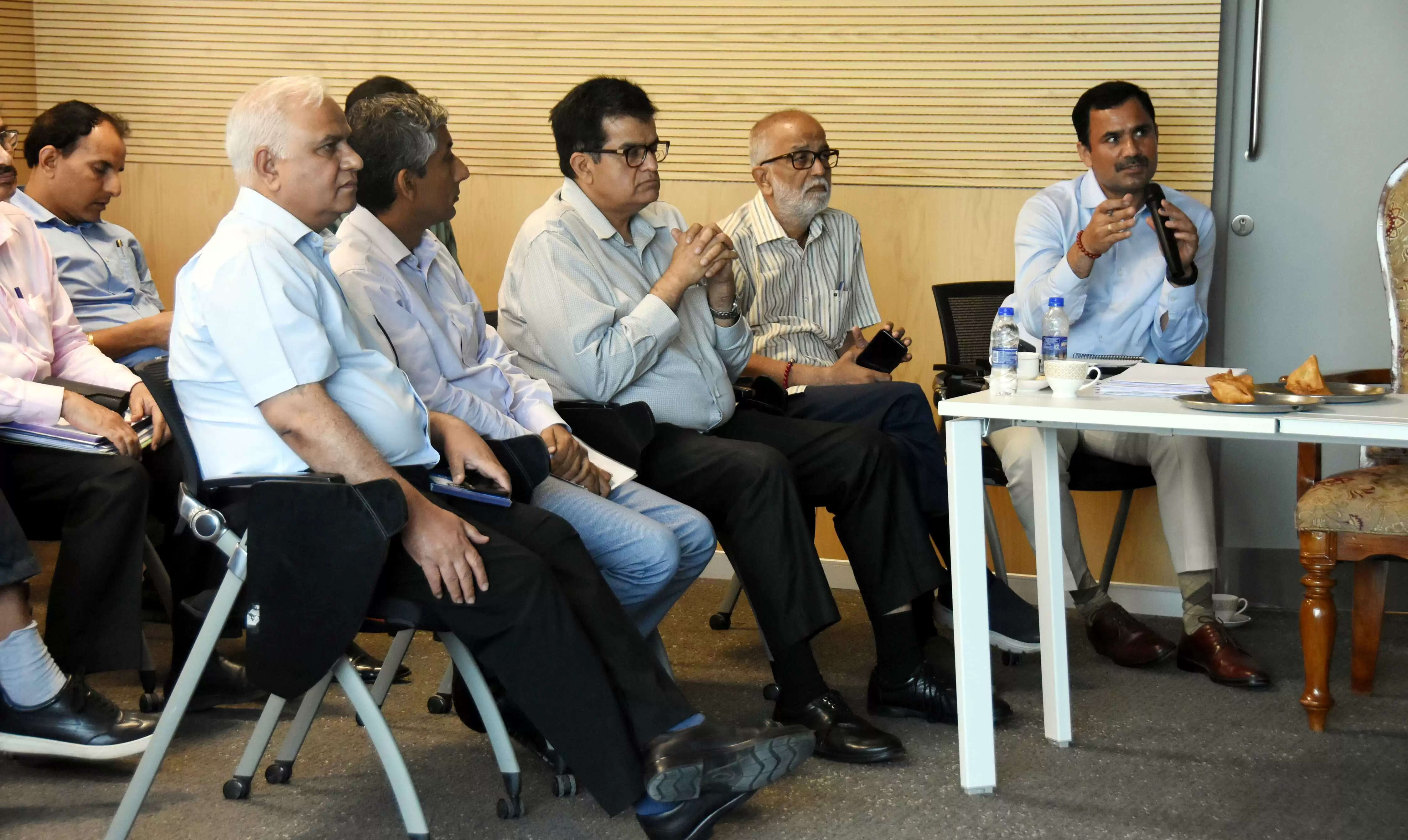 मुख्य सचिव संजीव कौशल ने अमृता अस्पताल का दौरा कर व्यवस्थाओं का लिया जायजा