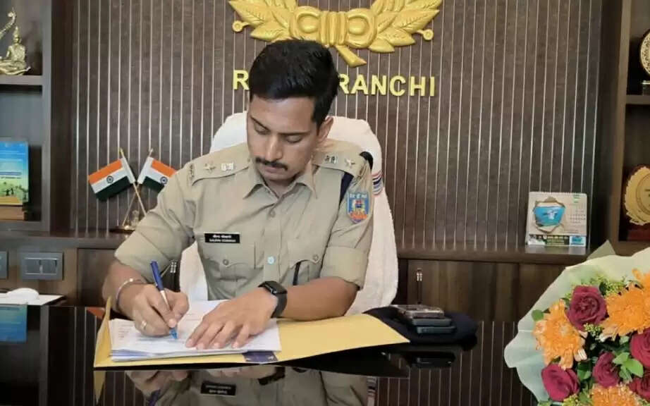 रांची में नए ग्रामीण एसपी के रूप में गौरव गोस्वामी ने संभाला पदभार, अपराध नियंत्रण पर रहेगा फोकस