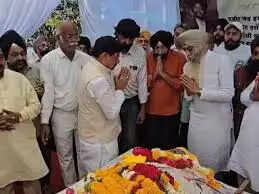 उज्जैन के छात्र गुरकीरत सिंह मनोचा को अंतिम विदाई, मुख्यमंत्री-सांसद ने दी श्रद्धांजलि, चक्रतीर्थ में हुआ अंतिम संस्कार