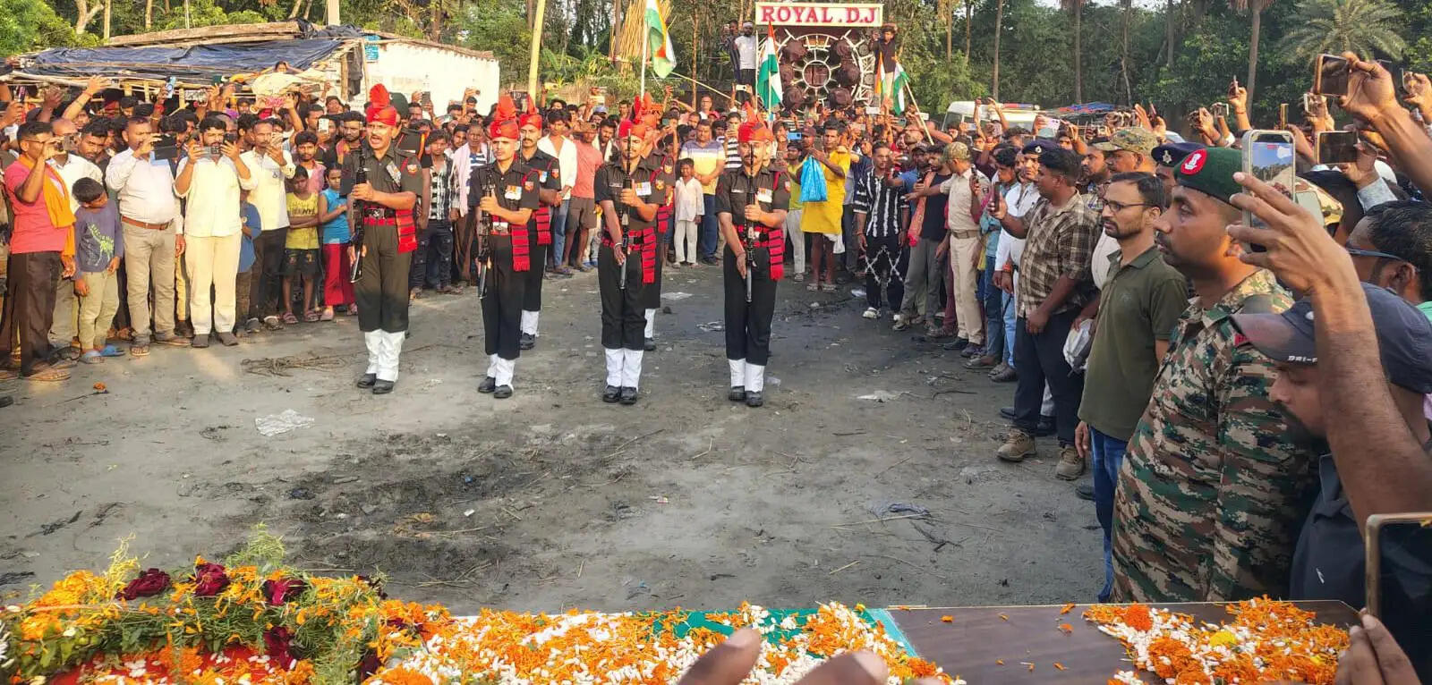 कहलगांव के बेटे की शहादत से गांव में शोक