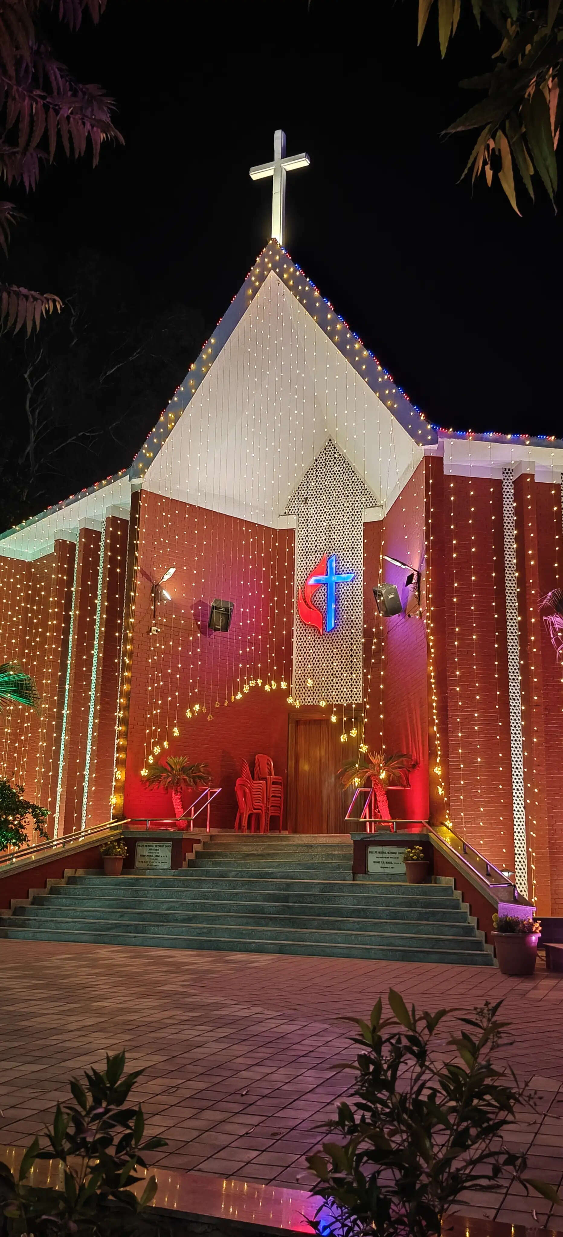 मसीही समाज ने हर्षोल्लास से मनाया ईस्टर डे