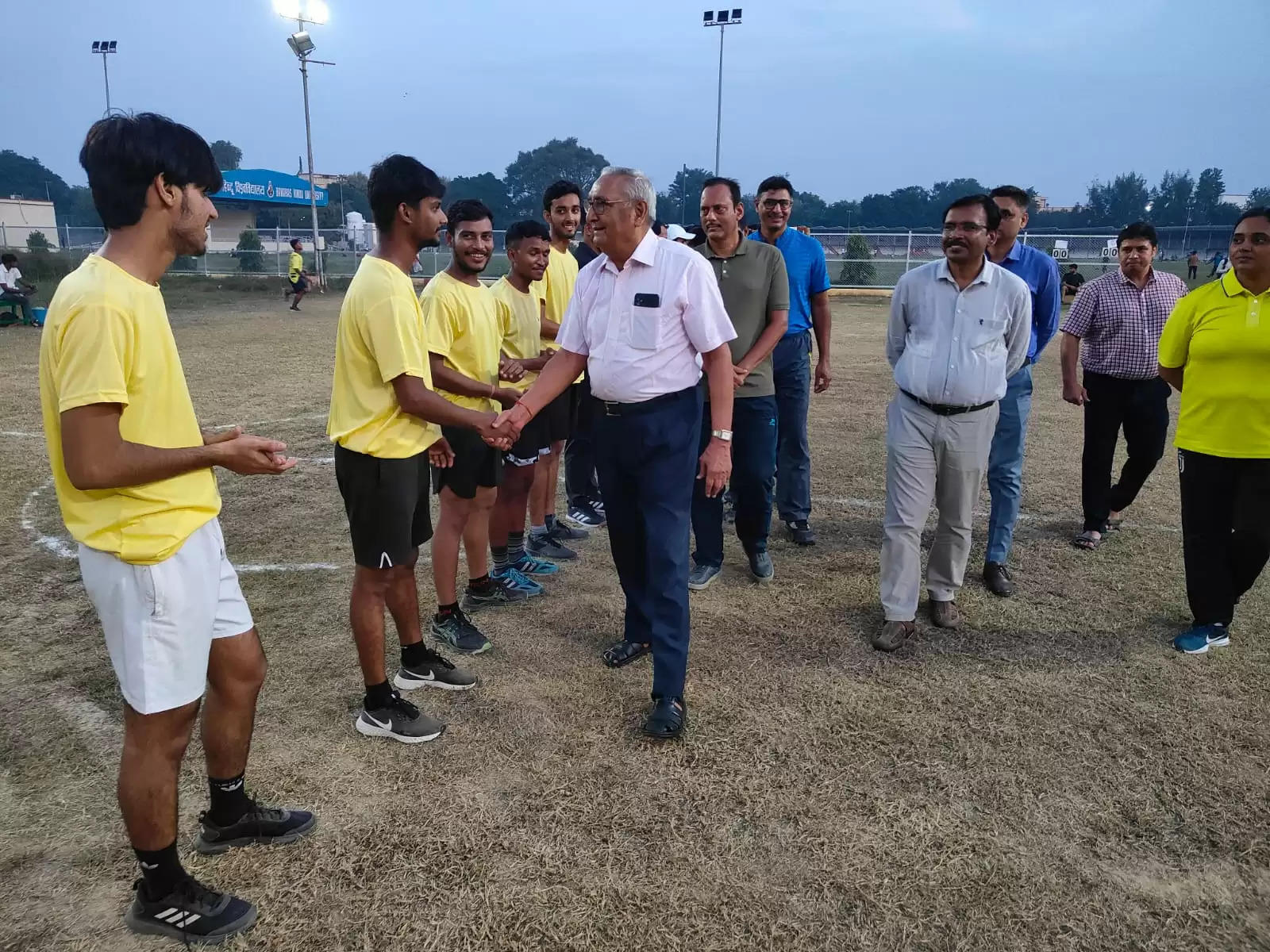 बीएचयू में अंतर संकाय हैंडबॉल टूर्नामेंट शुरू, सोशल साइंस फैकेल्टी ने पहला मैच जीता