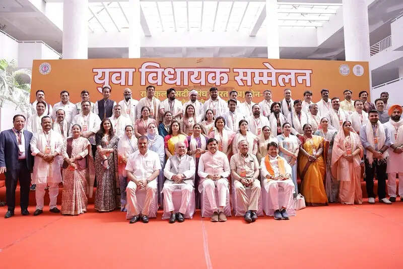 लोकतंत्र हमें किसी पाश्चात्य देश ने नहीं दिया, यह हमारे भारत के डीएनए में हैः वासुदेव देवनानी