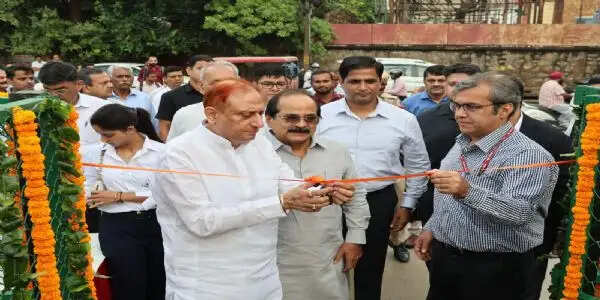 महापौर प्रवेश वाही ने सुभाष नगर में पहले ‘रिड्यूस, रीयूज, रिसाइकल’ केंद्र का किया उद्घाटन