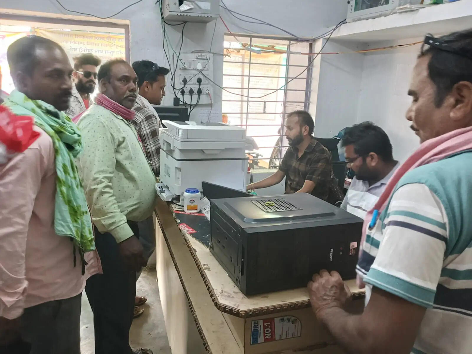 धमतरी : किसान कर रहे तिवरा समेत सभी फसलों की खरीद की मांग