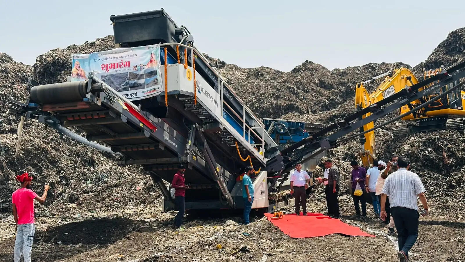 वाराणसी : करसड़ा में कूड़े के पहाड़ से जल्द मिलेगी मुक्ति, बायोमाइनिंग से बदलेगी तस्वीर