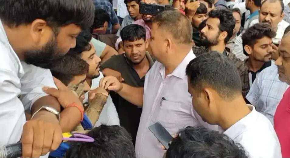 जेपीएससी-जेएसएससी आंदोलन: सरकार ने छात्रों को वार्ता के लिए बुलाया, मुख्यमंत्री आवास जाने से किया इनकार