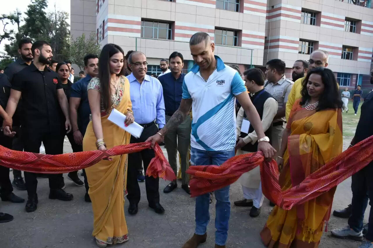 शिखर धवन ने जयपुर में अपनी पहली खेल एकेडमी की लॉन्च