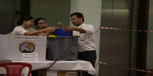 म्यांमार में जुंटा के सख्त नियंत्रण में 5 साल बाद राष्ट्रीय चुनाव, विपक्ष नदारद