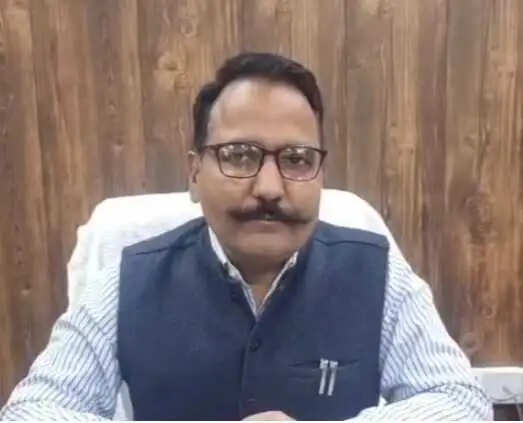 दस और निजी विद्यालयों को कारण बताओ नोटिस
