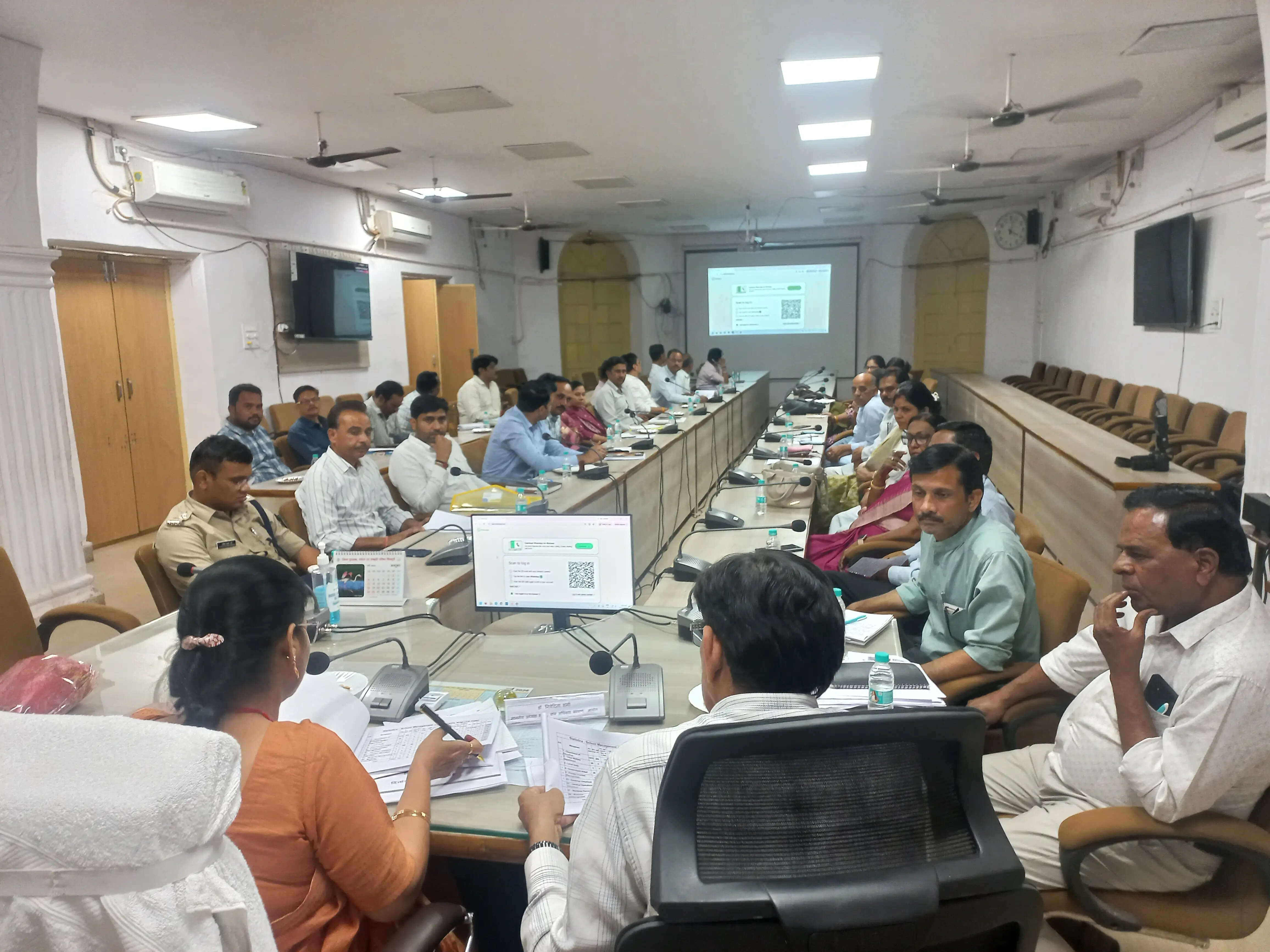शिवपुरी में 26 हजार से अधिक ड्रॉपआउट बच्चों का मामला आया सामने, बाल आयोग ने जताई चिंता