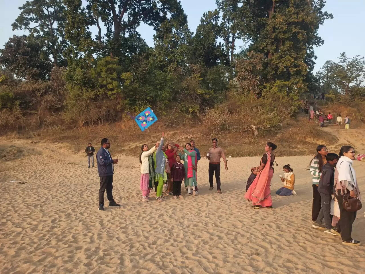 अनूपपुर: मकर संक्रांति पर महिलाओं के हौसलों को मिली नई उड़ान