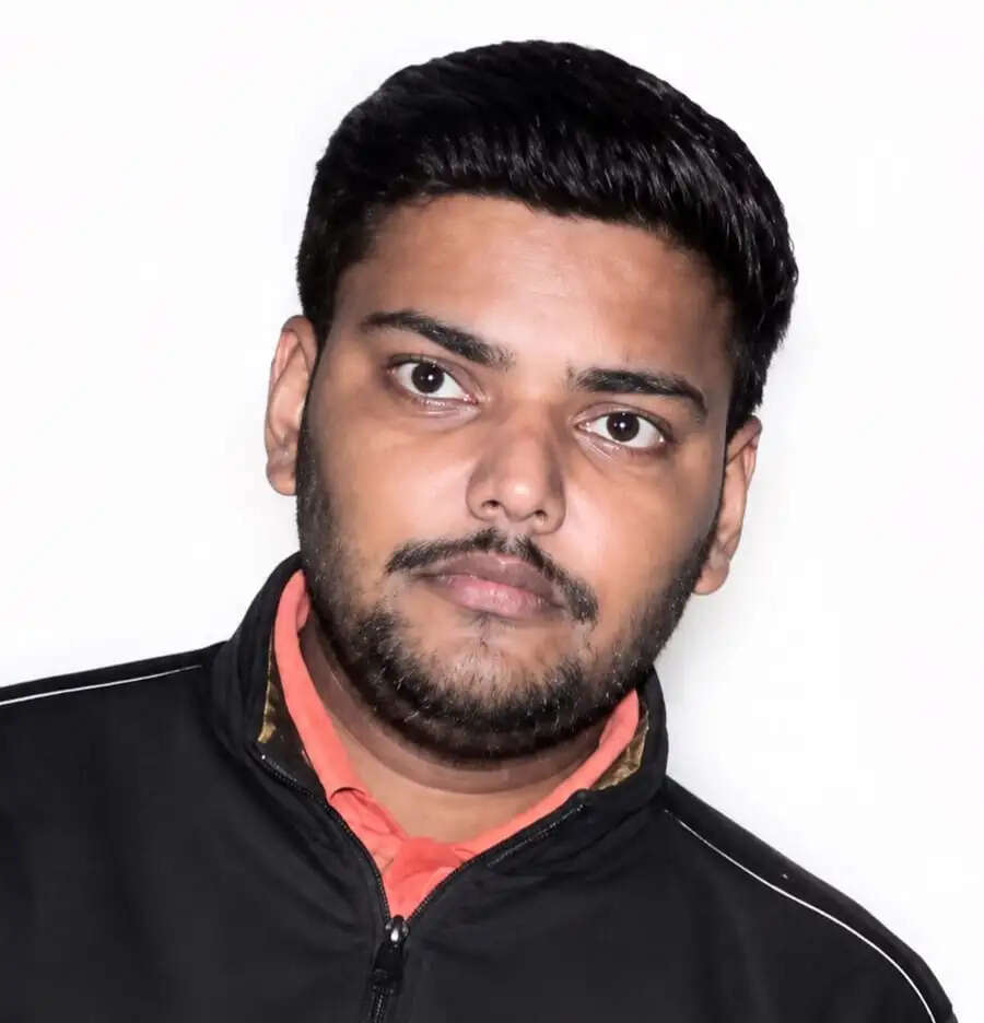 भदोही में छुट्टा सांड के हमले में घायल मां-बेटे की मौत, वाराणसी ट्रामा सेंटर में चल रहा था उपचार