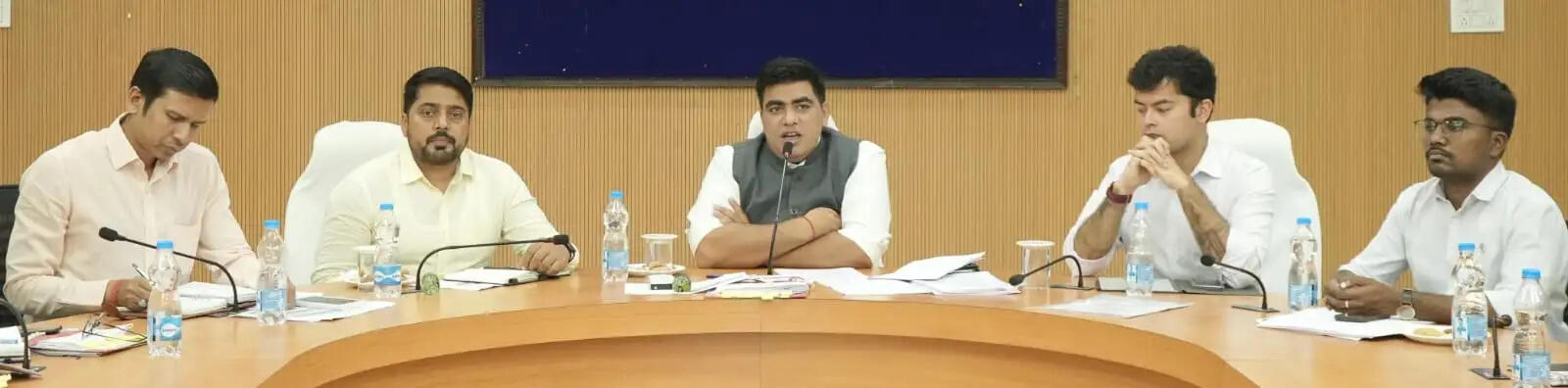 कोरबा : राशन वितरण में लापरवाही पर सख्ती, कलेक्टर ने एसडीएम को समीक्षा और कार्रवाई के निर्देश दिए