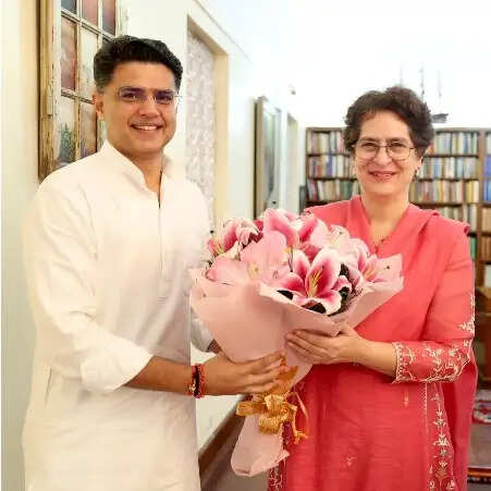 पंजाब की जिम्मेदारी संभालने के बाद सचिन पायलट ने राहुल और प्रिंयका से की मुलाकात