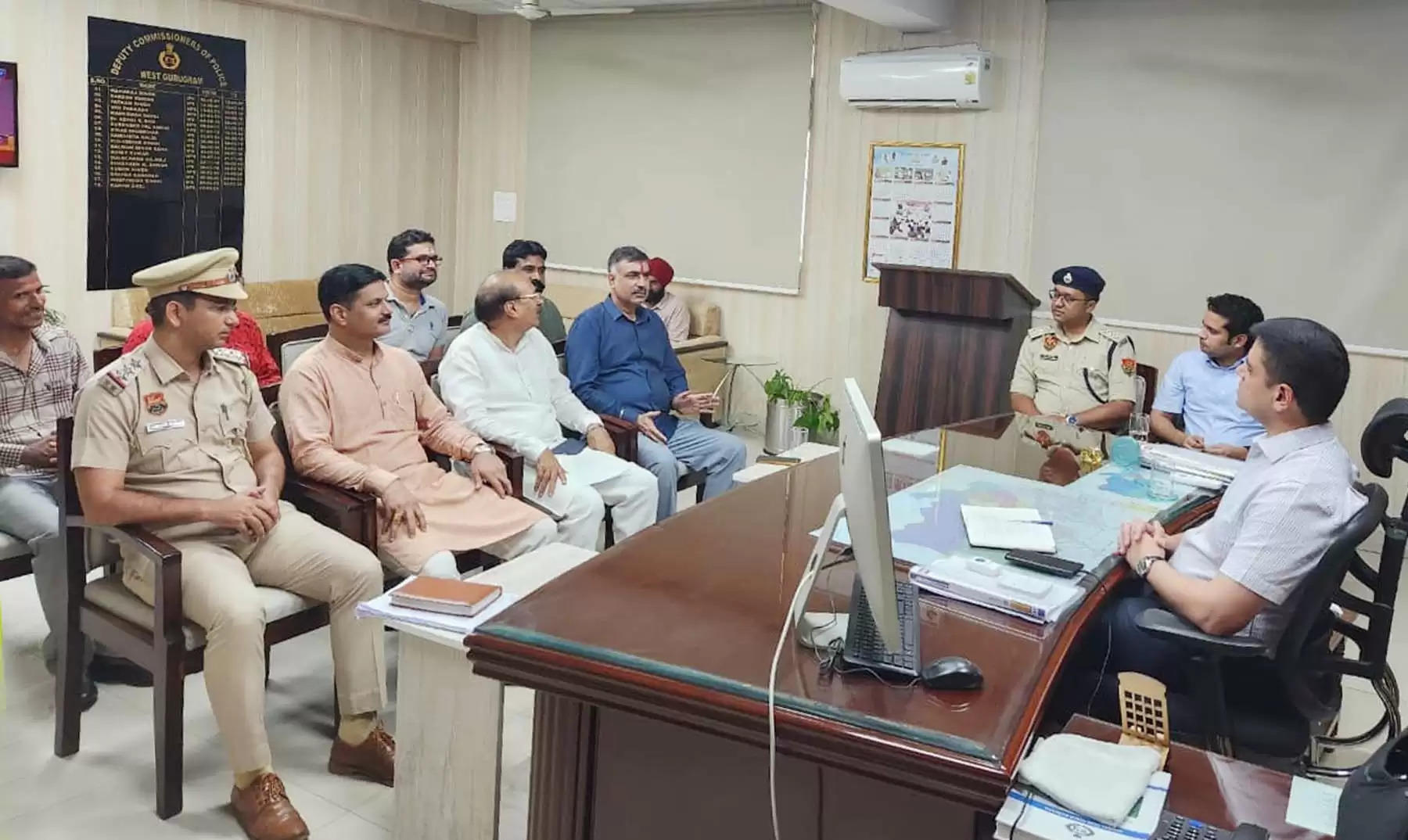 गुरुग्राम: ब्रजमंडल यात्रा में शामिल होने वालों को पुलिस ने दिए नोटिस