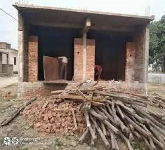 माडल शाप योजना के तहत निर्माणाधीन दुकानों का 70 फीसदी कार्य पूरा