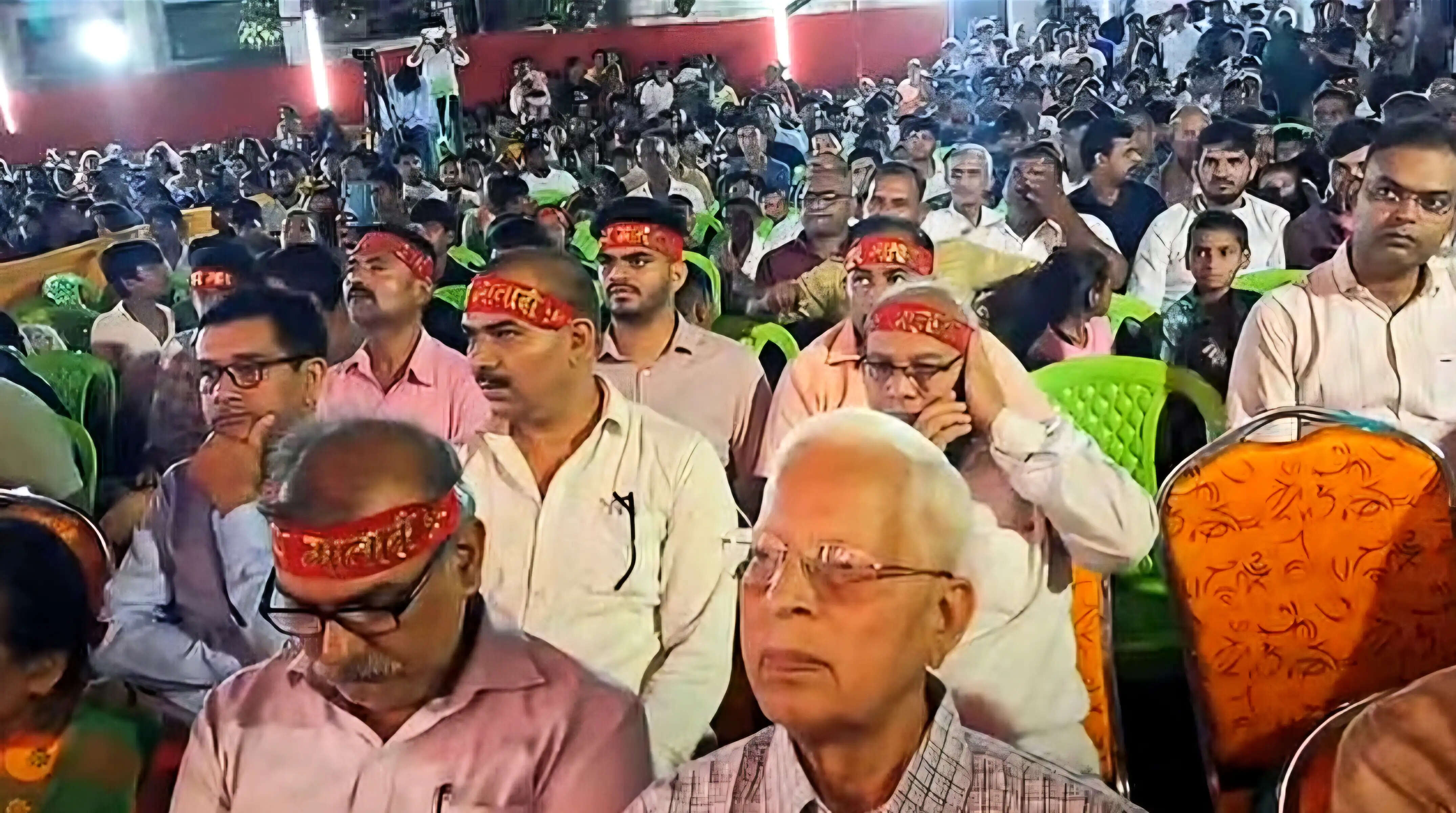 छपरा में नवरात्रि जागरण का हुआ आयोजन, देर रात्रि तक गूंजे माता के पारंपरिक भजन