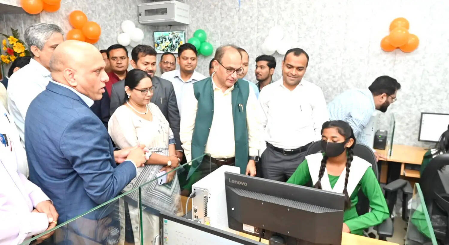 तहसील रूड़की में आधुनिक कंप्यूटर लैब का लोकार्पण