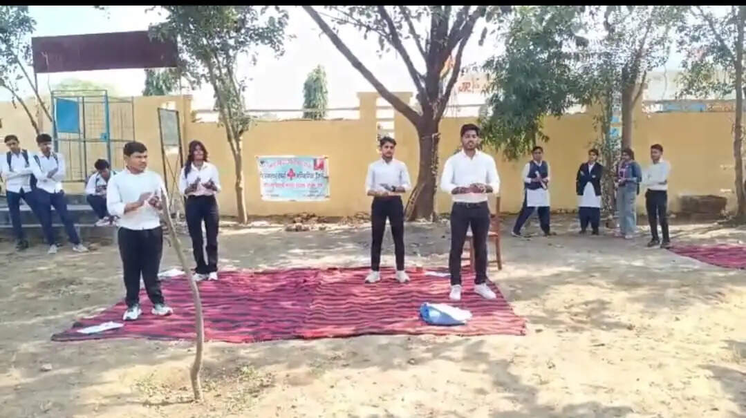 देश की महान महिलाओं के जीवन पर आधारित नाट्य प्रस्तुतियों से प्रेरित हुईं छात्राएं