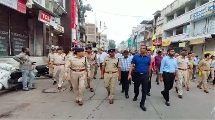 इंदौरः कलेक्टर ने शहर का भ्रमण कर अनंत चतुर्दशी चल समारोह की व्यवस्थाओं का लिया जायजा