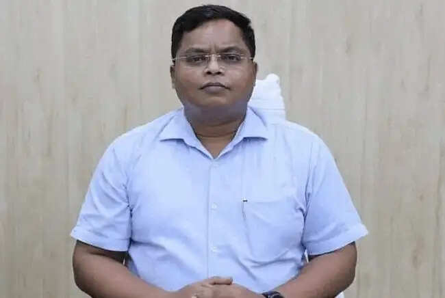 इंदौरः जिले में बारिश में जोखिम भरे और एकान्त क्षेत्रों में जन सामान्य का प्रवेश प्रतिबंधित